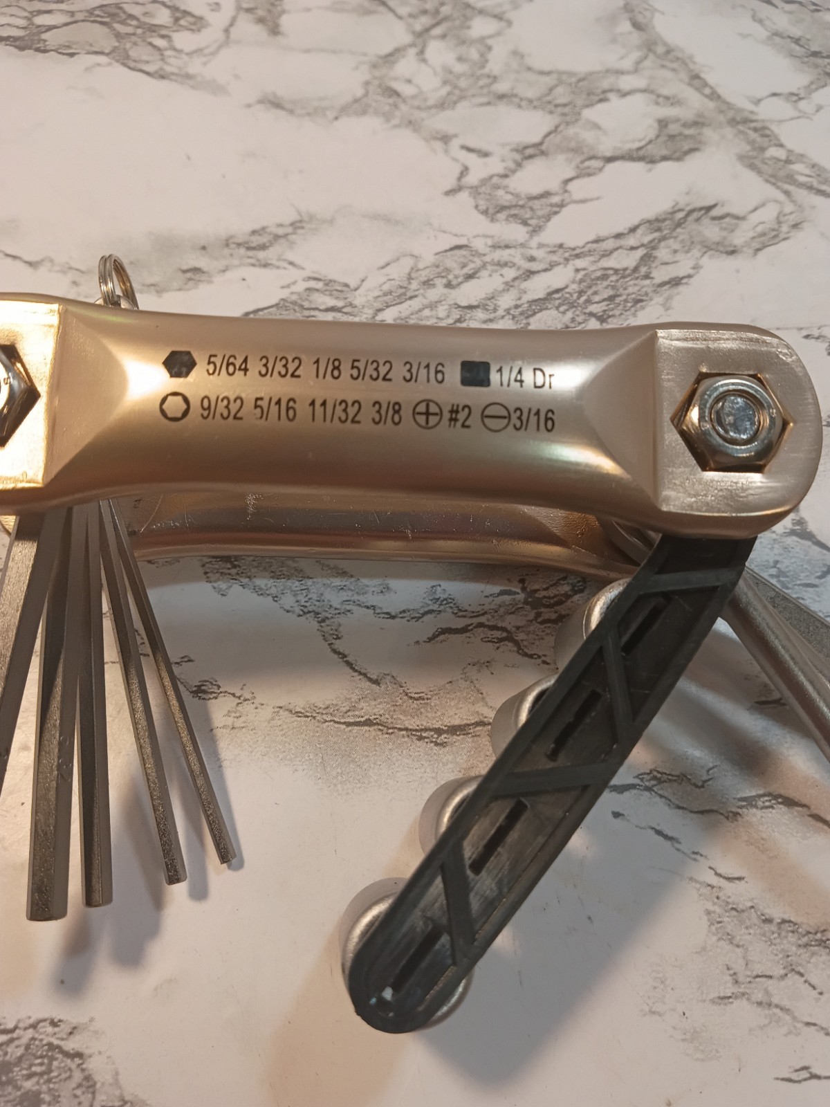 STANLEY FOLDING HEX MULTI-TOOL MODEL 70-108