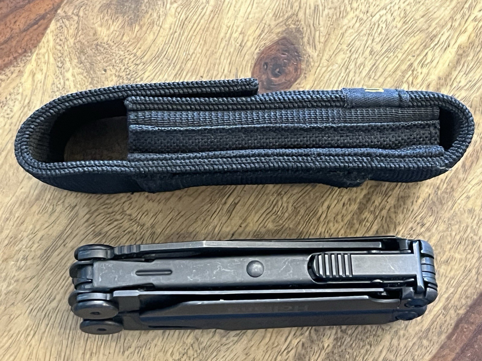 2025 Leatherman Wave Plus Black Oxide Multi-Tool EXCELLENT!!! w/Beautiful Sheath