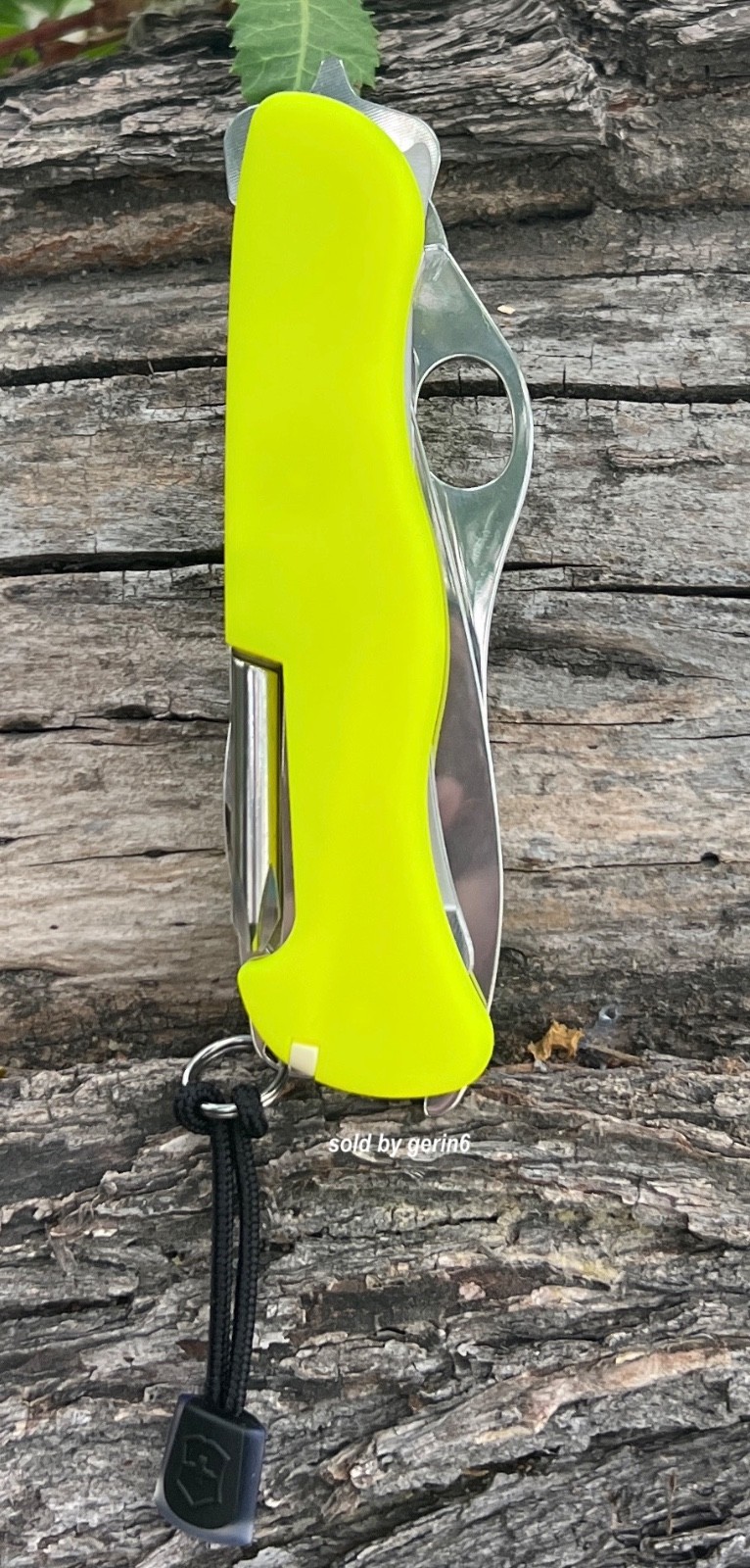 Victorinox Rescue Tool Glow In the Dark Yellow Swiss Army knife, 0.8623.MWN, NIB