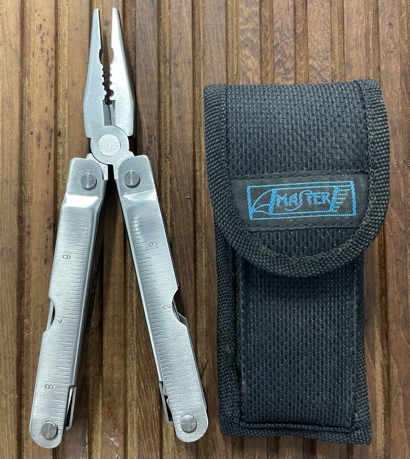 Master Tool Multi Tool Pocket Knife