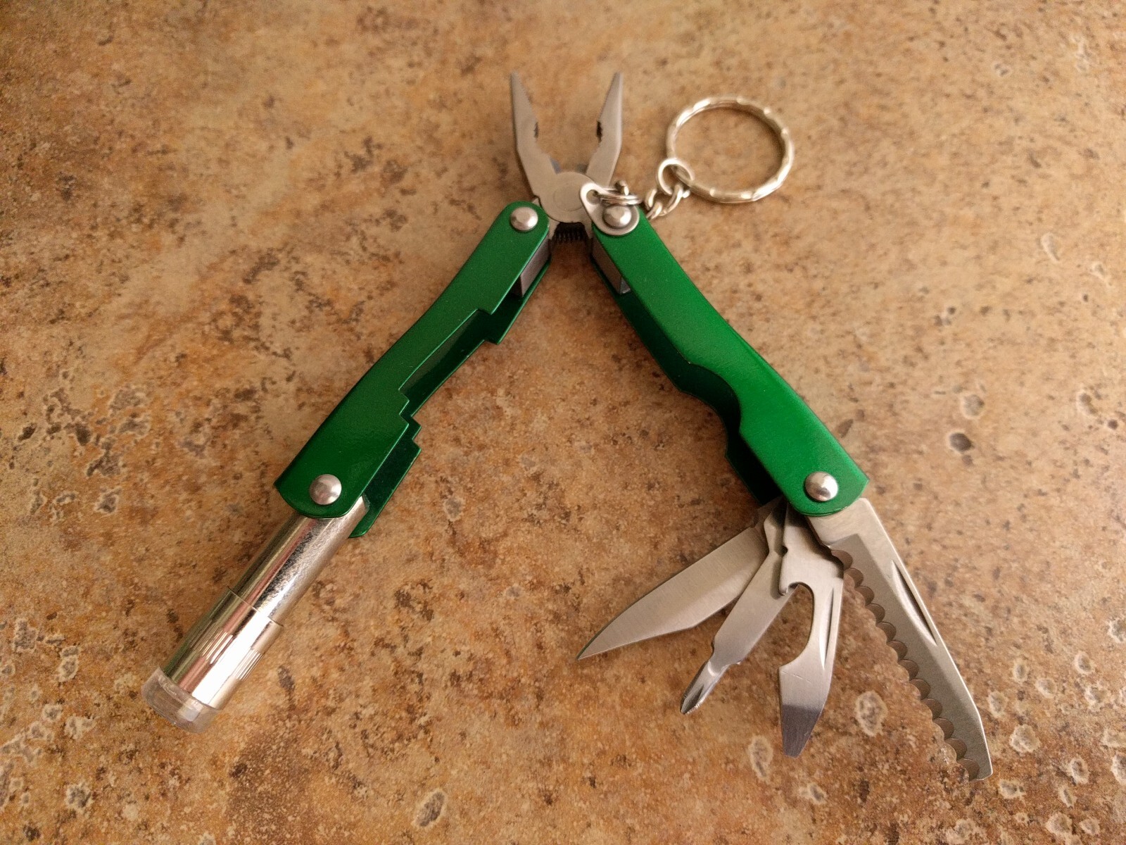 Cabelas Multi-Tool Flashlight Knife Can Opener Pliers Screwdriver Carry Pouch