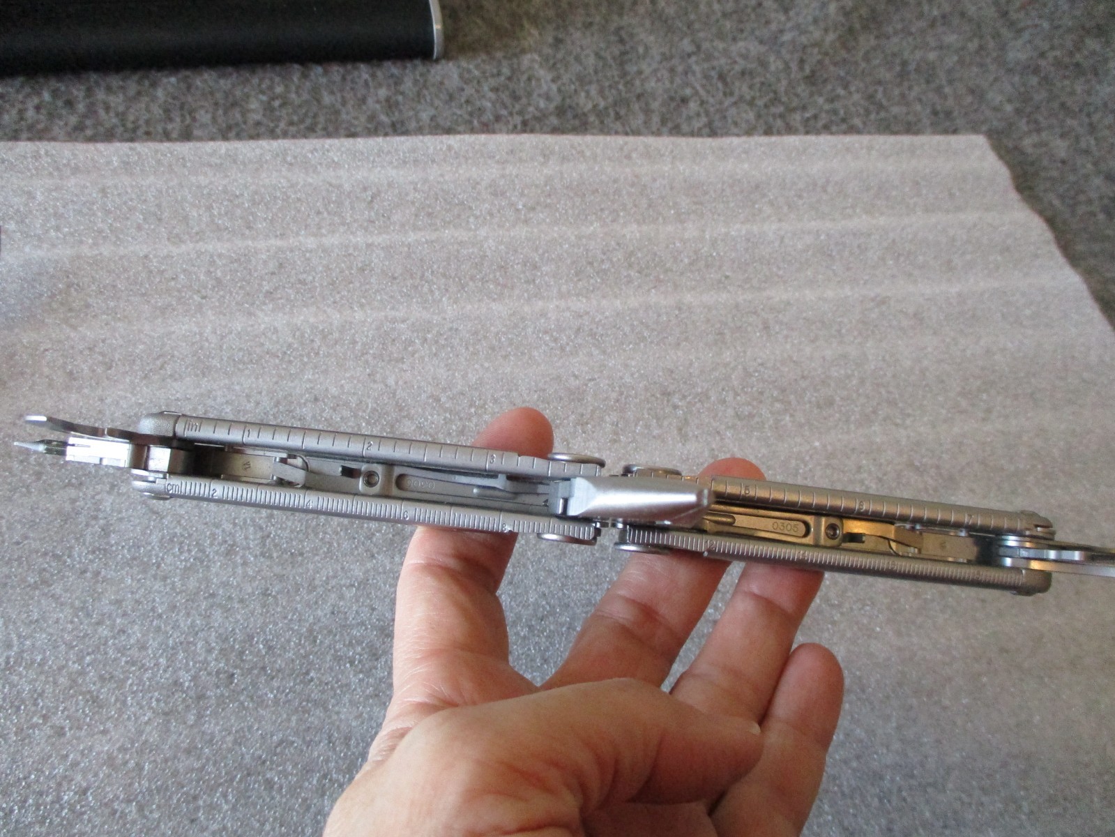 GERBER DIESEL MULTI-PLIER-2w/1 CASE+LEATHERMAN WAVE MULTI-TOOL & CASE-EXCELLENT!