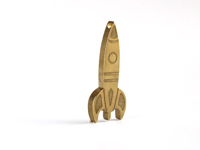 Mini Brass Rocket Shape Keychain Pendant Bead Necklace Men Clothing Accessories
