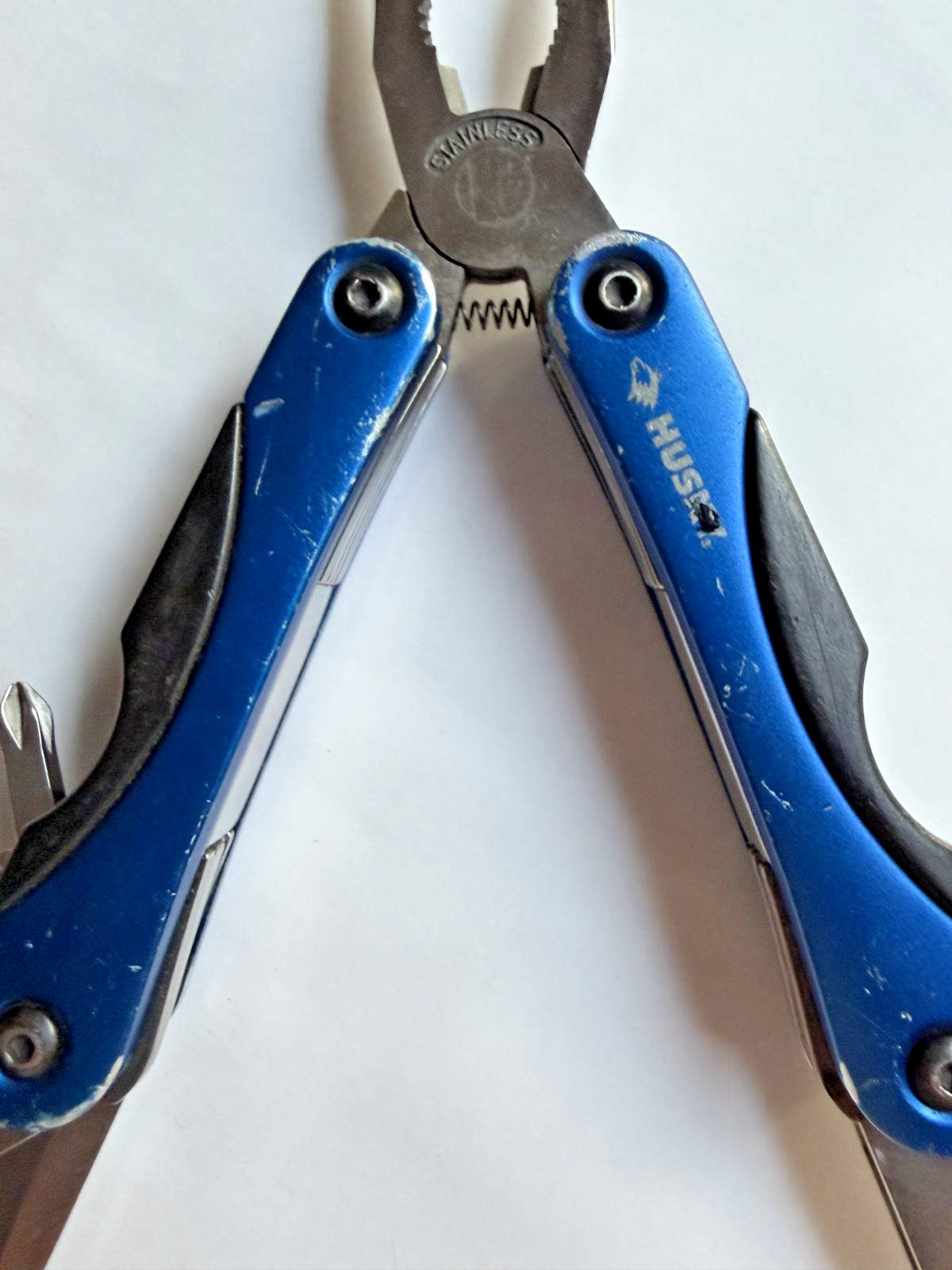 Lot of 3 Husky Multi-Tools, 13 or more tools per each Pocket Tool/Pocket Knife