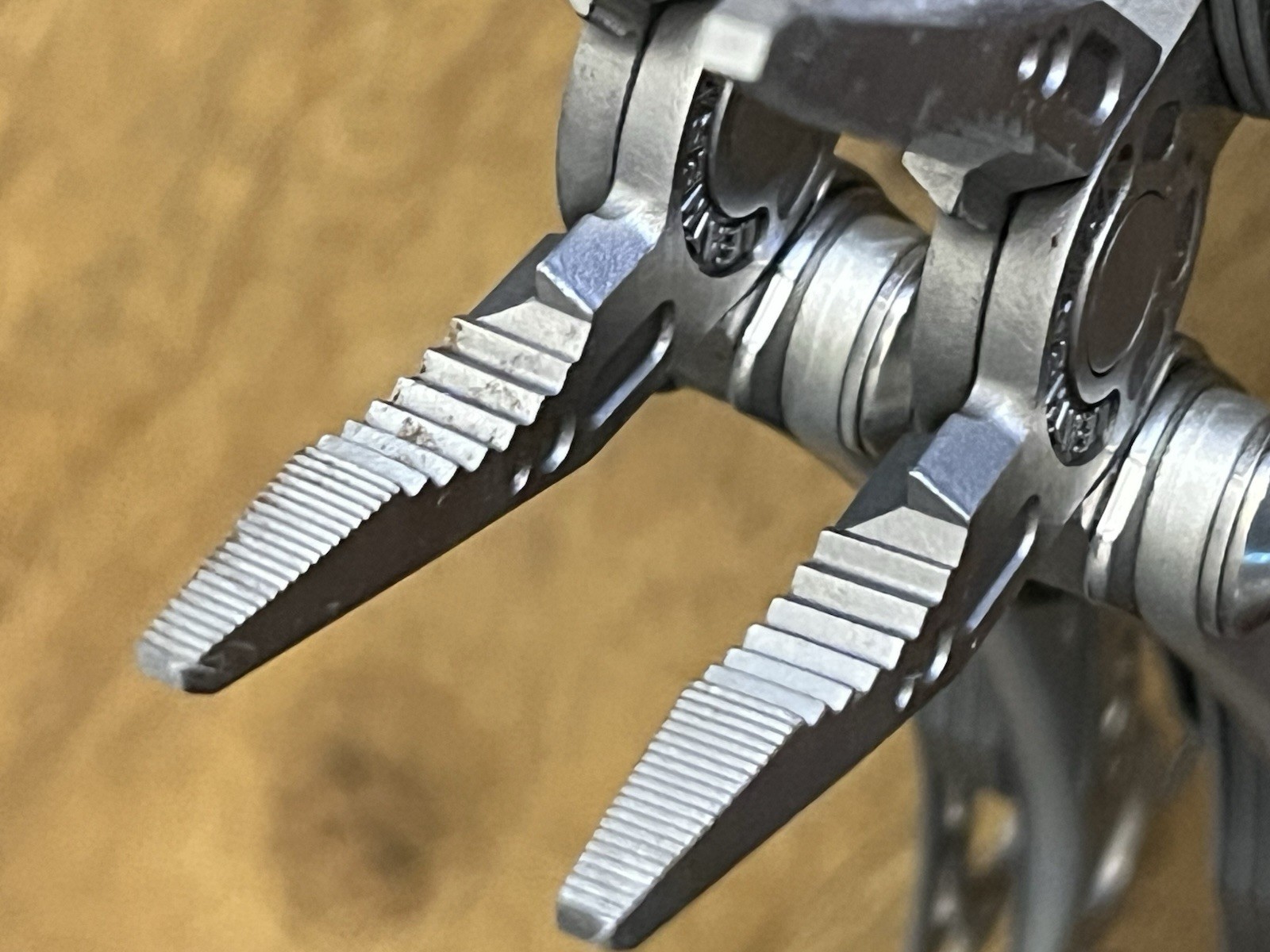 Leatherman Skeletool MultiTools SUPER NICE!! w/New Molle Sheath (Lot Of 2)