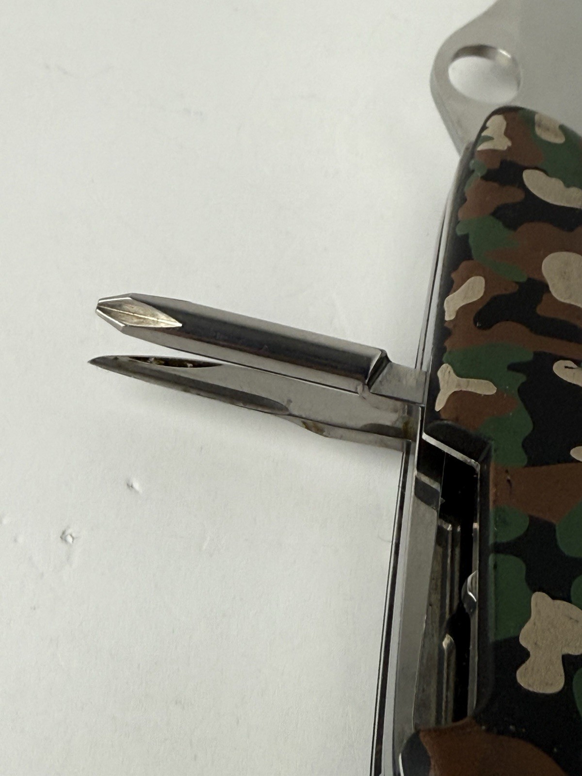 Victorinox Swiss Army Knife One Hand Trekker Camouflage 111mm