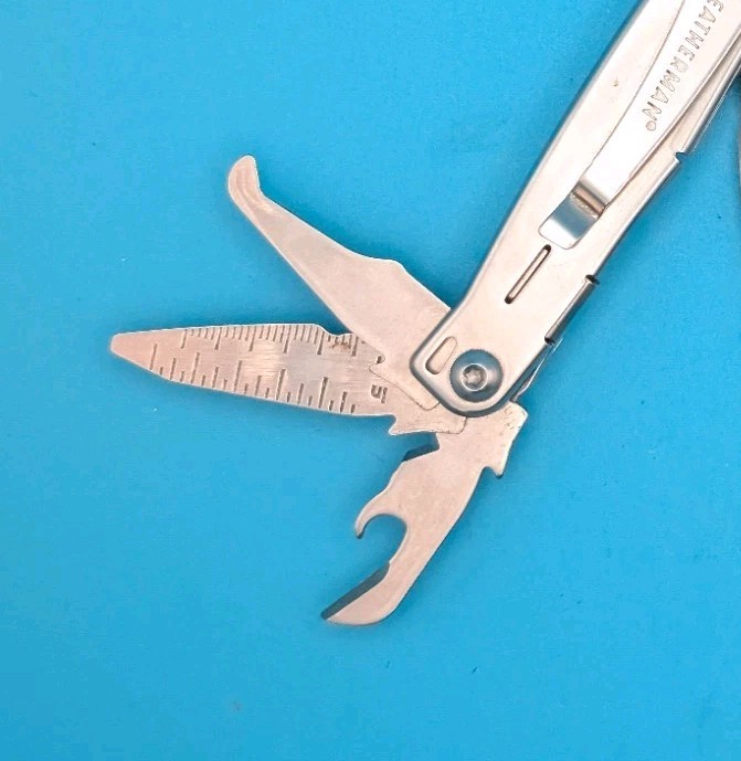 LEATHERMAN WINGMAN MULTI-TOOL! FAST SHIPPING! WITH SHEATH!
