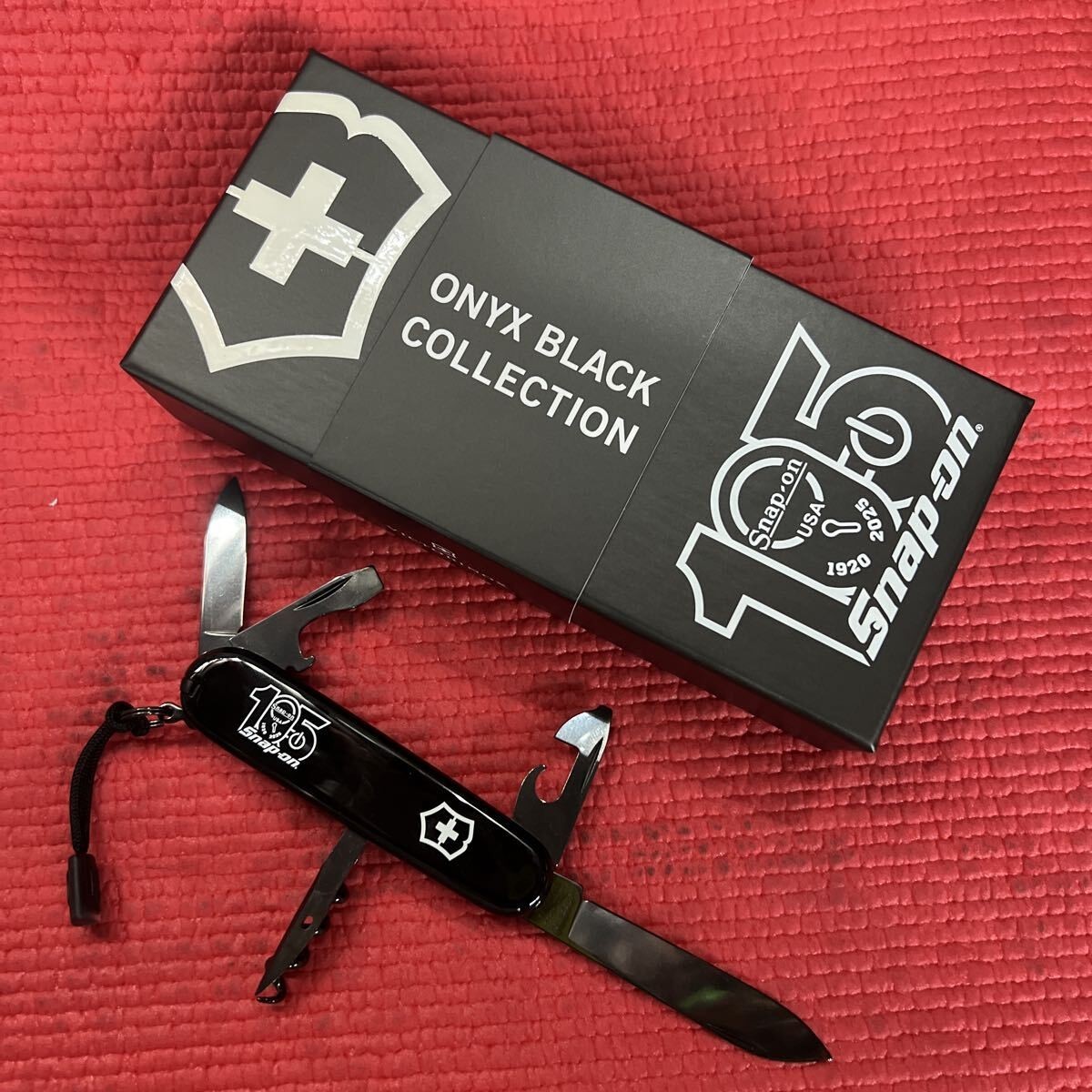 Victorinox Snap-On ONYX BLACK COLLECTION VIC250OB Multi Tool Knife