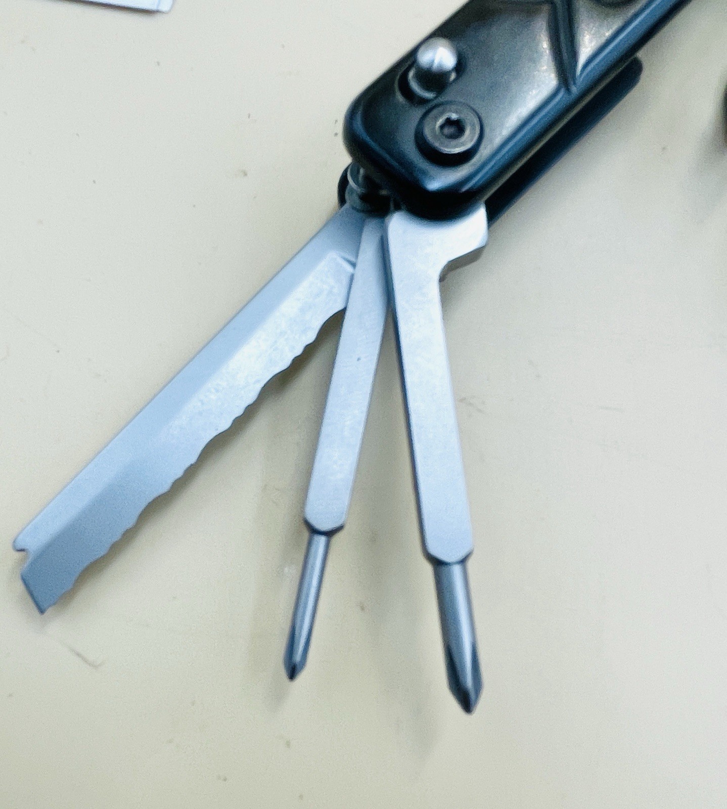 Lot of 2 Stainless Steel Multi-Tool Pliers 20-in-1 Perwin & 8-in-1 w/ Sheaths