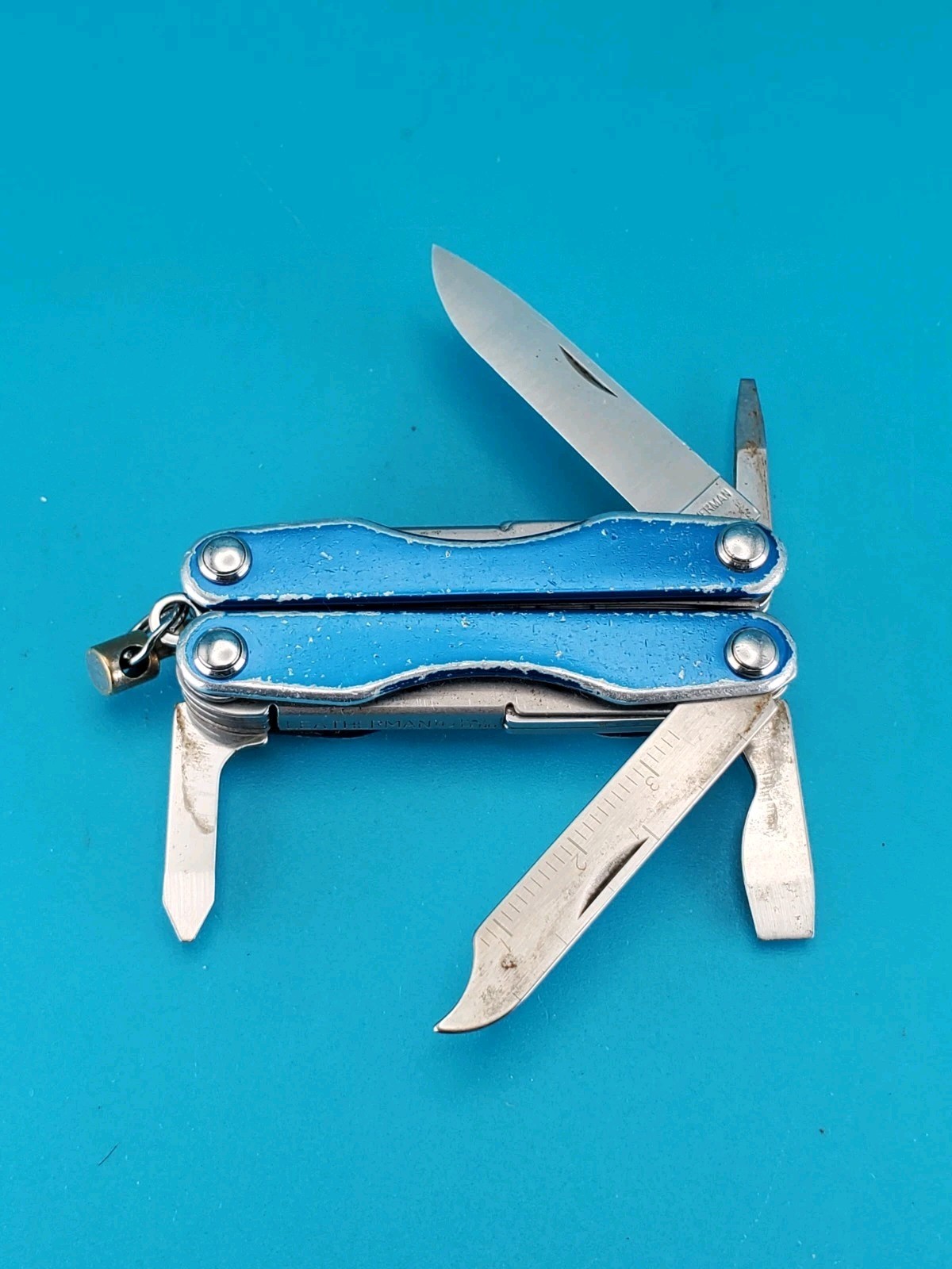 Leatherman Squirt S4 Multi-Tool, Key Ring, Retired, BLUE!