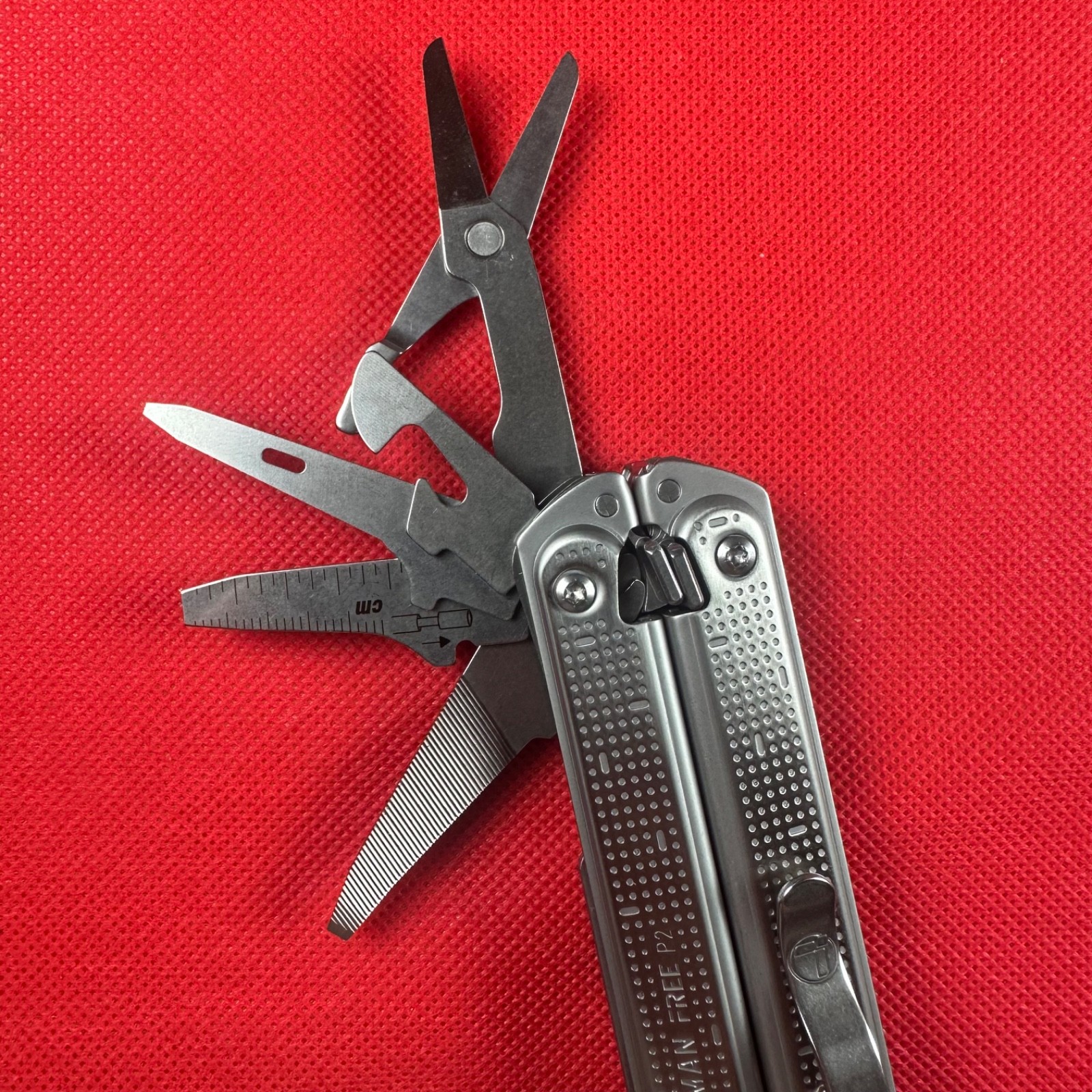 New Custom Knifeless Leatherman Free P2 with file, work friendly, great EDC!