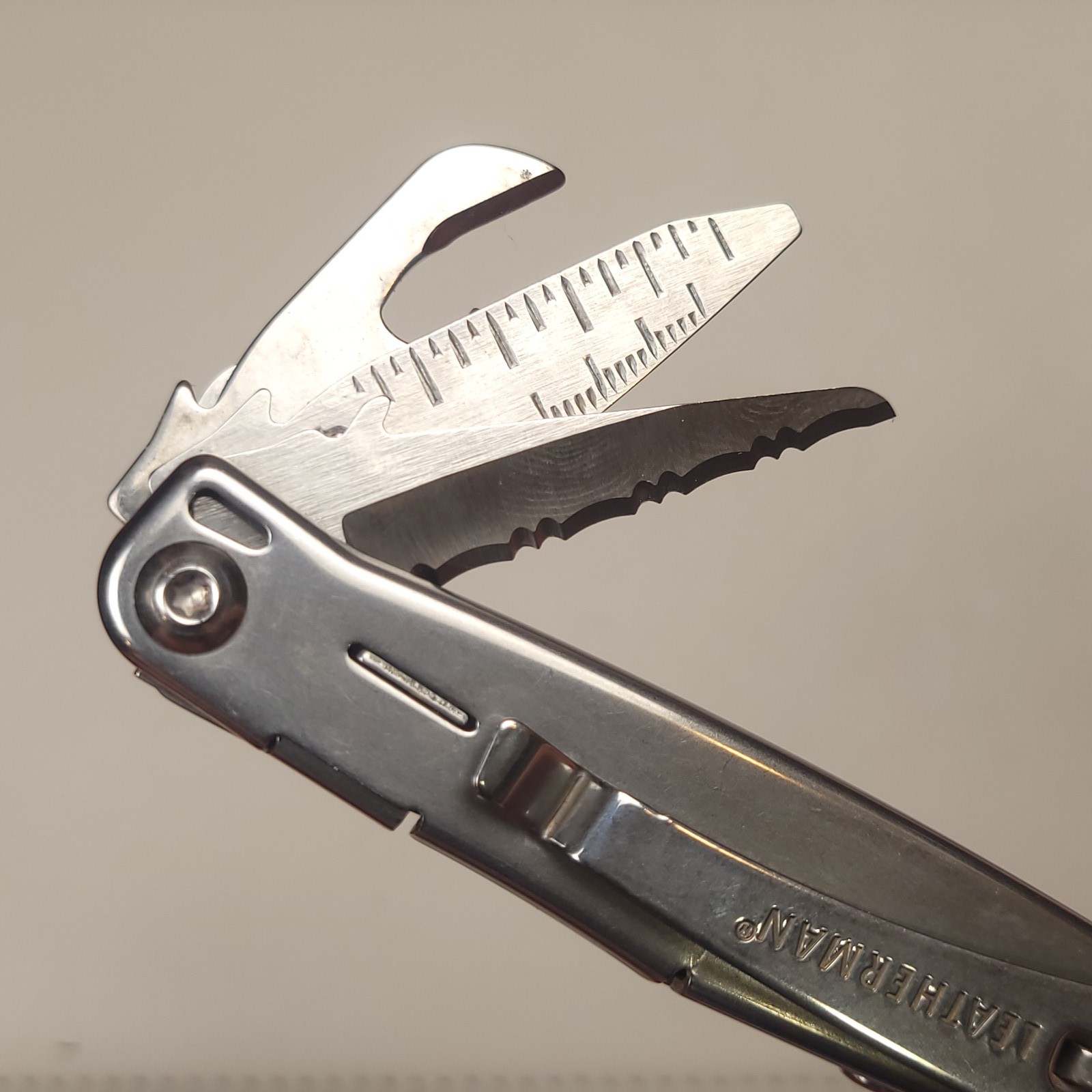 Leatherman Bolster Multi-Tool Knife Pliers Excellent Condition