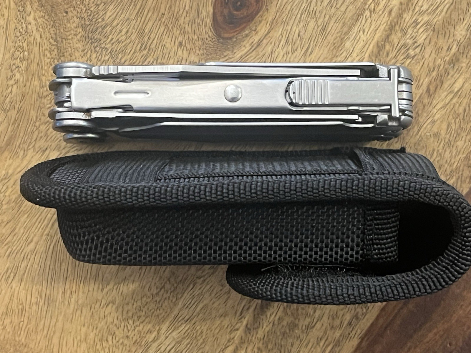 Leatherman Wave Multi-Tool Knife Great Condition!! w/New Sheath ~TASKCo