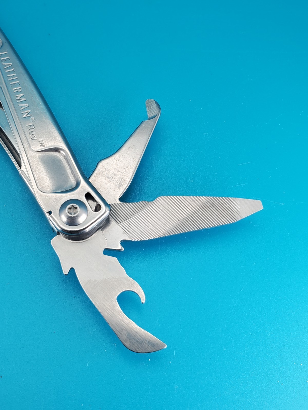 Leatherman Rev 3.8″ Multi-Tool, Stainless!