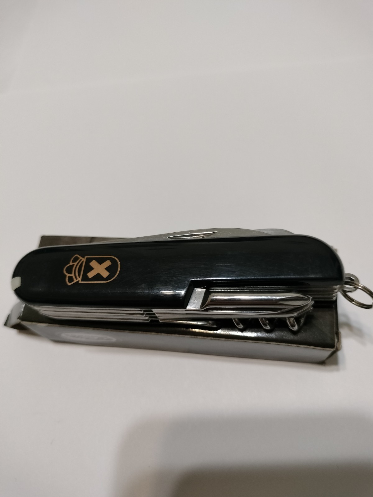 MULTIFUNCTION POCKET KNIFE STAINLESS STEEL UP TO 10 TOOLS NEW IN BOX .