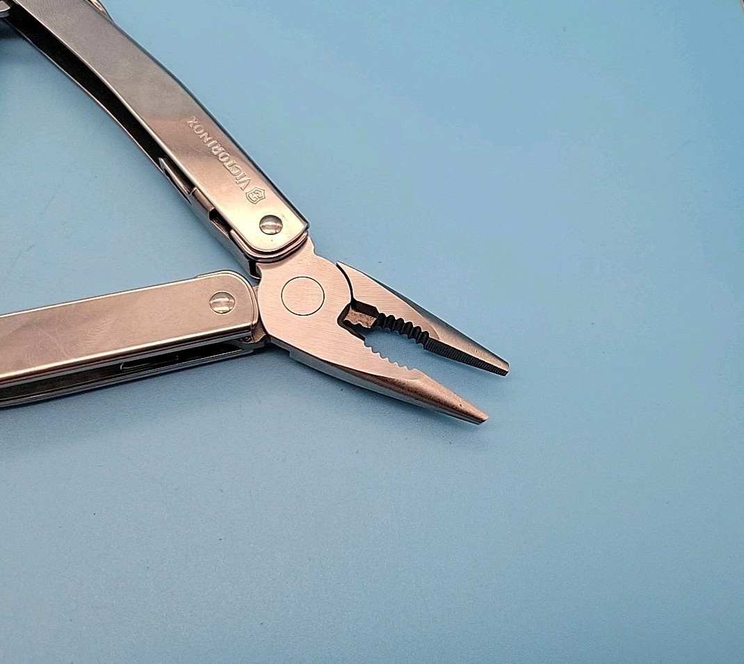 Victorinox SwissTool Spirit XC Butter Blade Multi-Tool w/ Sheath – Discontinued