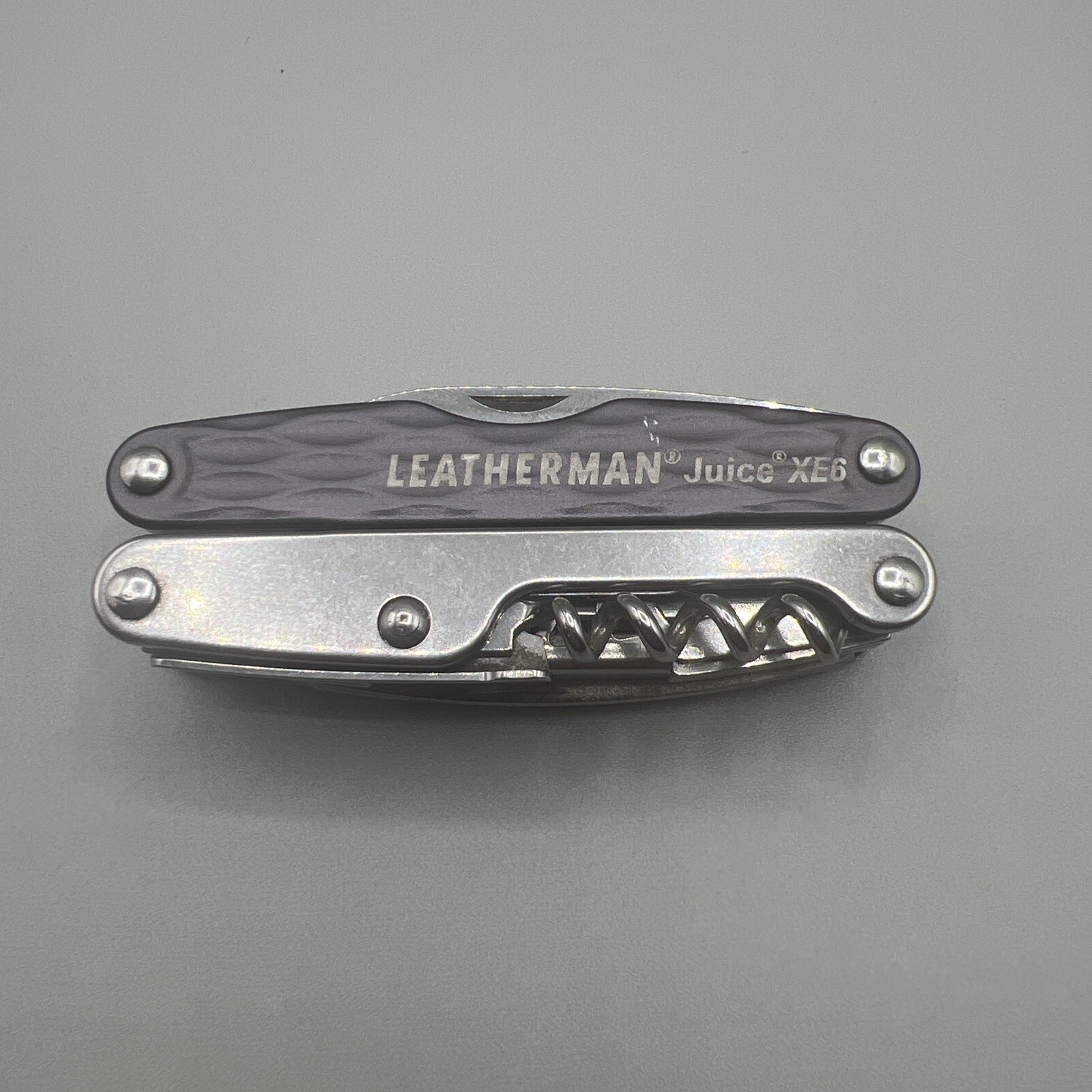 Leatherman Juice XE6 Multi-Tool – Gray (831929) Discontinued