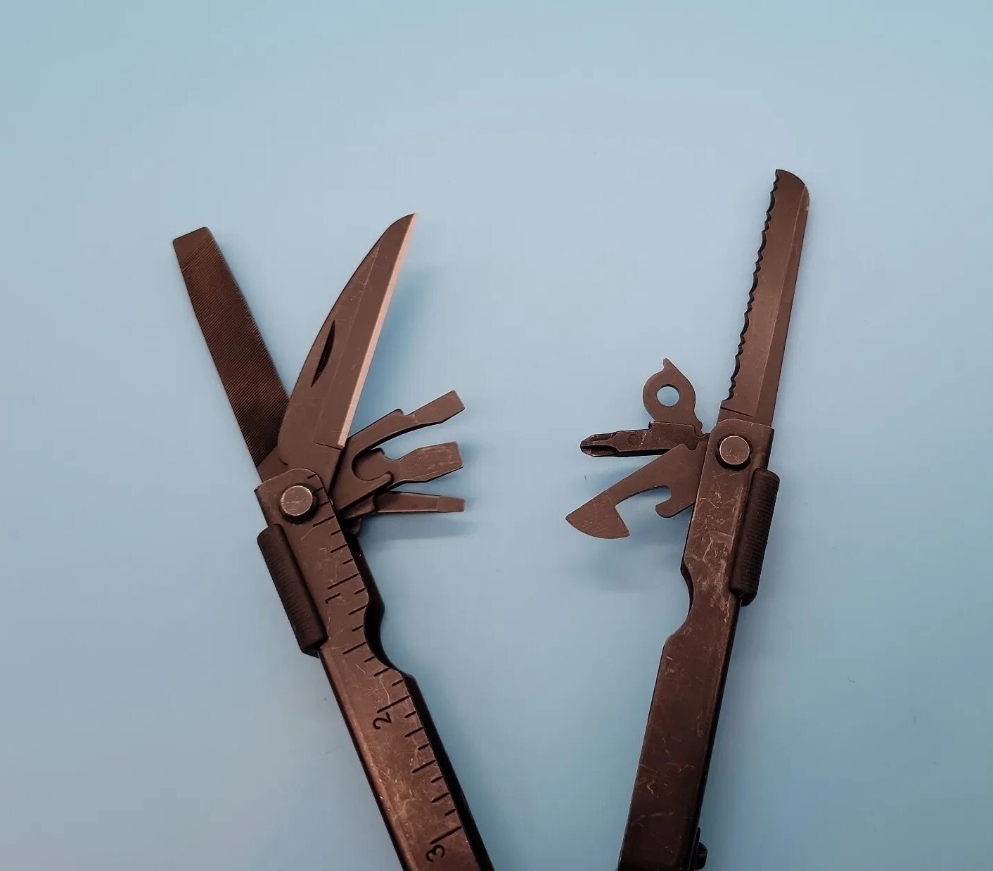 Gerber USA MP600 Black Multi-Tool Needle Nose Carbide Pliers,Knife, Screwdrivers