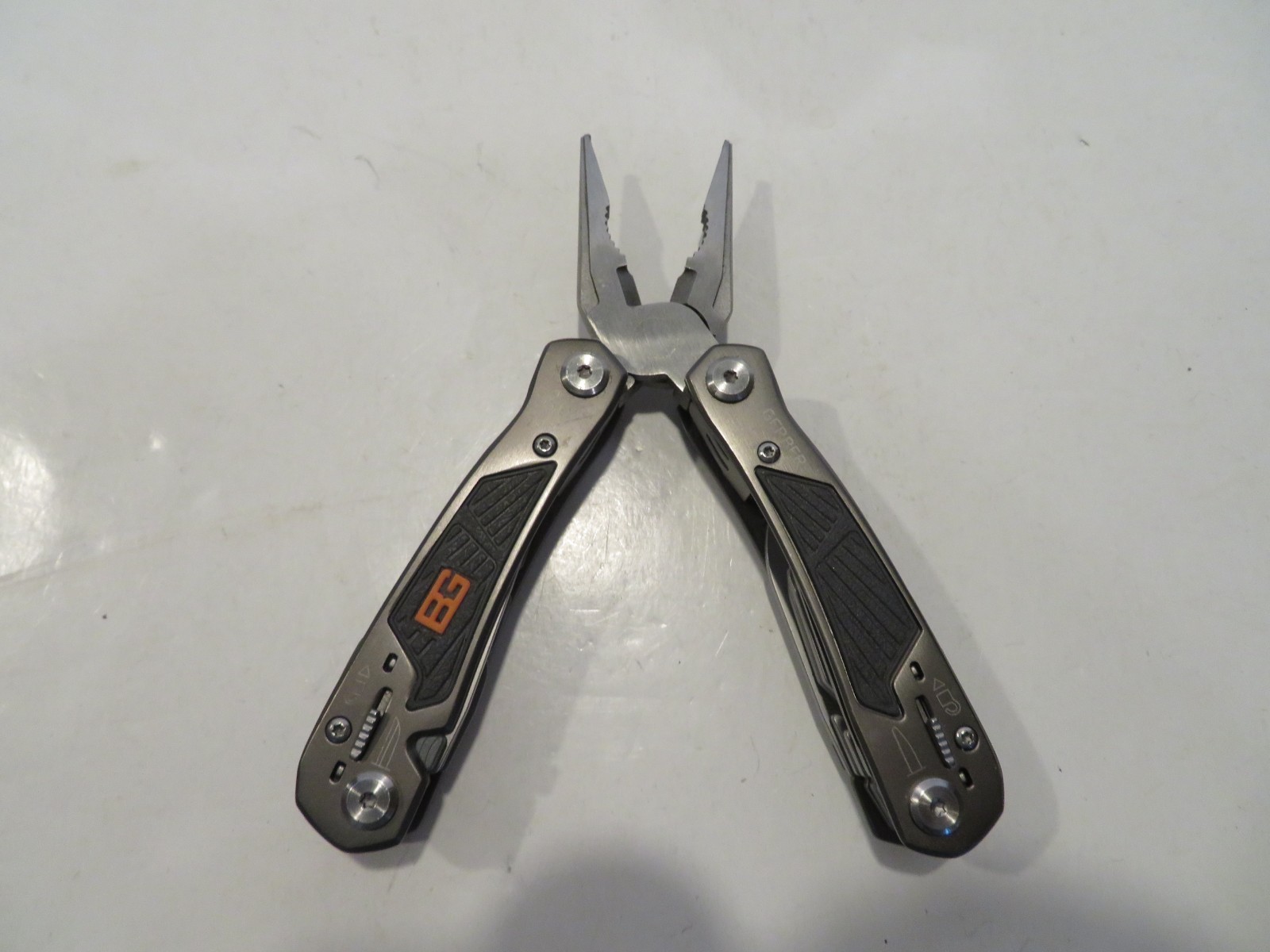 Gerber Bear Grylls Ultimate Multi-Tool & Case Model No. 8970815A