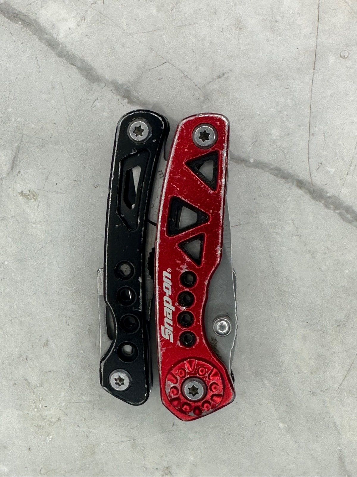 Snap-on Tools Mini Multitool Folding Knife w/ Pliers Red & Black 3″ Closed