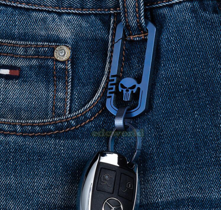 Outdoor EDC CNC Titanium TC4 Skull Key Carabiner w/ Key Ring Fast Hanging Tool
