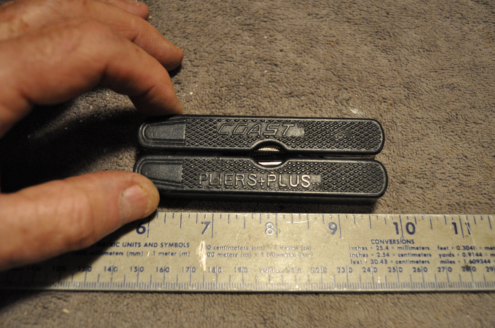COAST THE ORIGINAL PLIERS PLUS 12 IN 1 Folding Pocket Knife Multitool very used