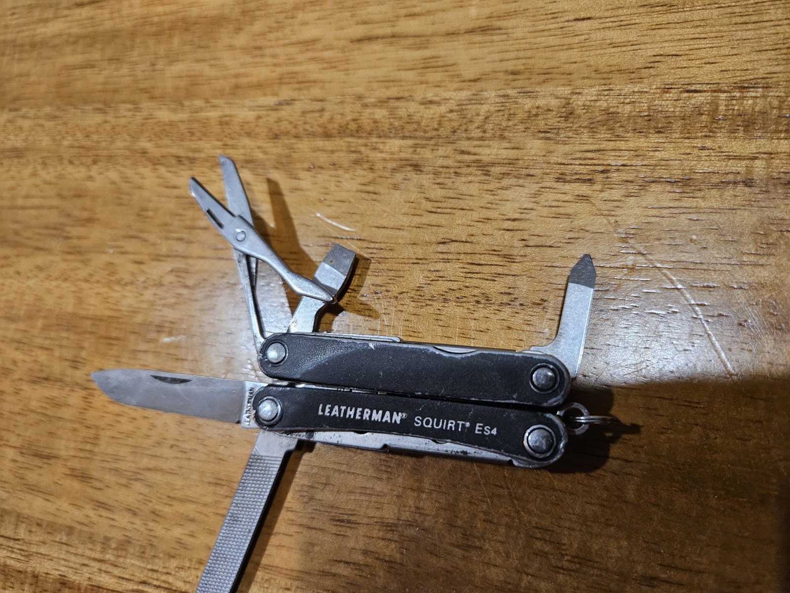 Leatherman SQUIRT ES4 electrician’s multitool black super rare discontinued