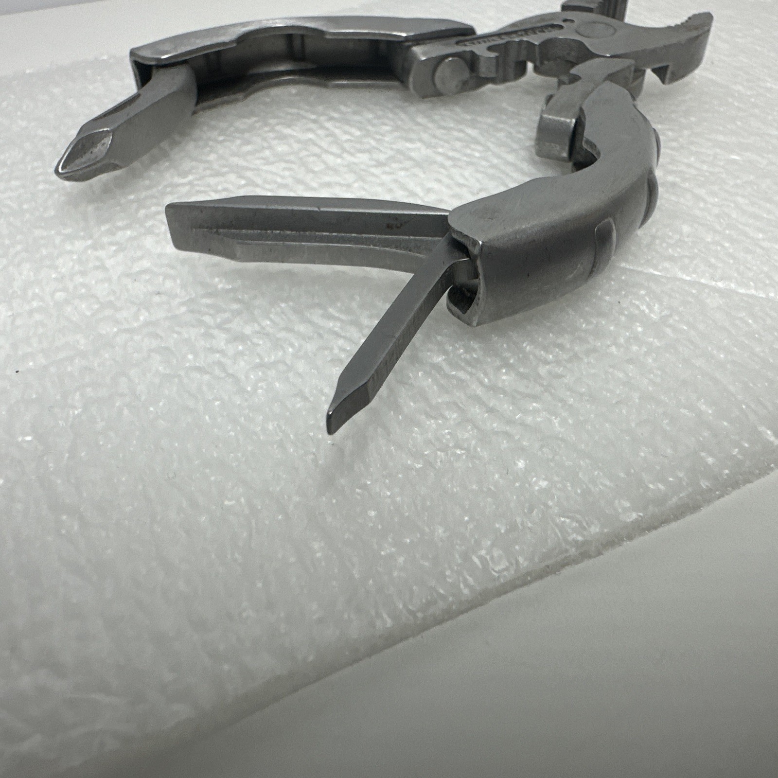 SWISS+TECH Micro Plus EX pocket multi-tool, pliers, screwdrivers