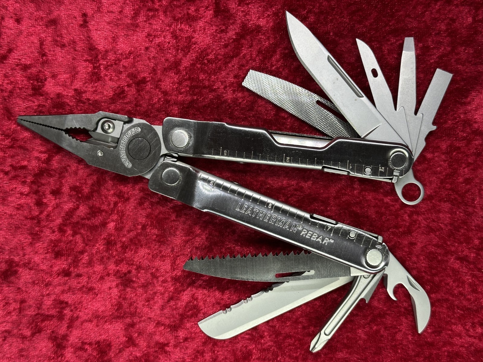Leatherman Rebar Stainless Steel 12 Tool Multi-Tool Random Pick (366)