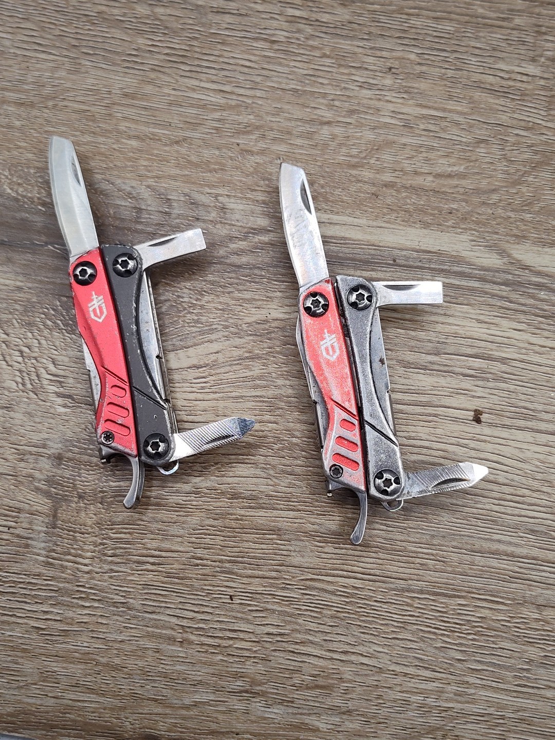 Lot W 2 Gerber Dime Multi Tool Pliers Knife Tools