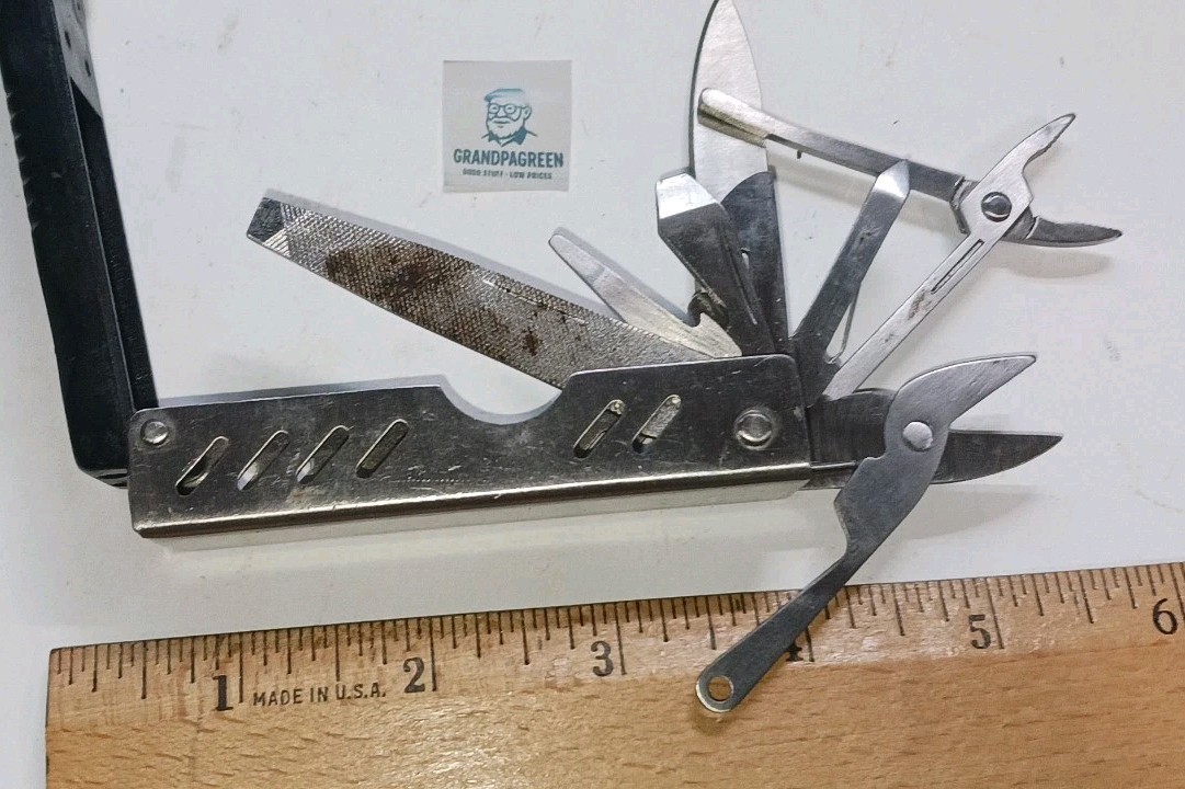 Vintage Folding Multi Tool Knife Pliers Scissors Flashlight Not Working