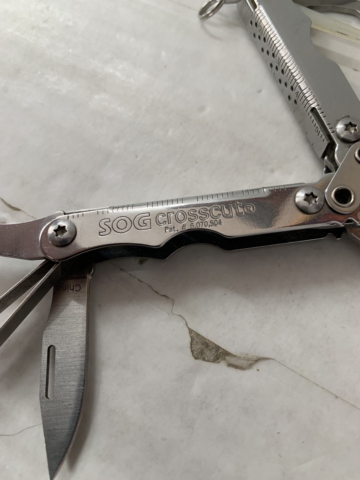 SOG Crosscut Stainless Steel Multi-Tool. Pliers Knife 8 Tools Total