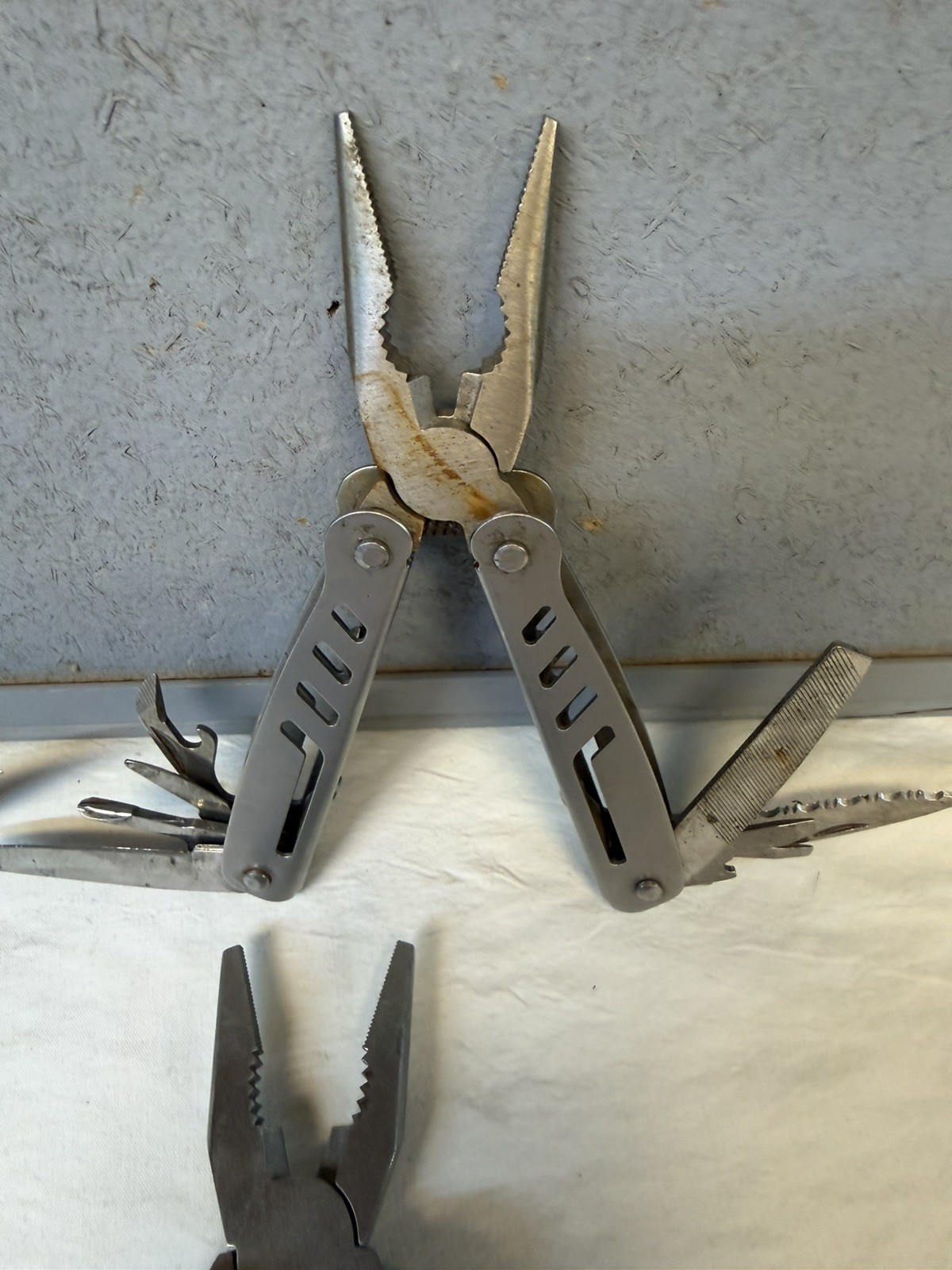 4 Multi-Tools / Pro-4 Tactical, Husky and 2 Unbranded / Good Variety of Tools