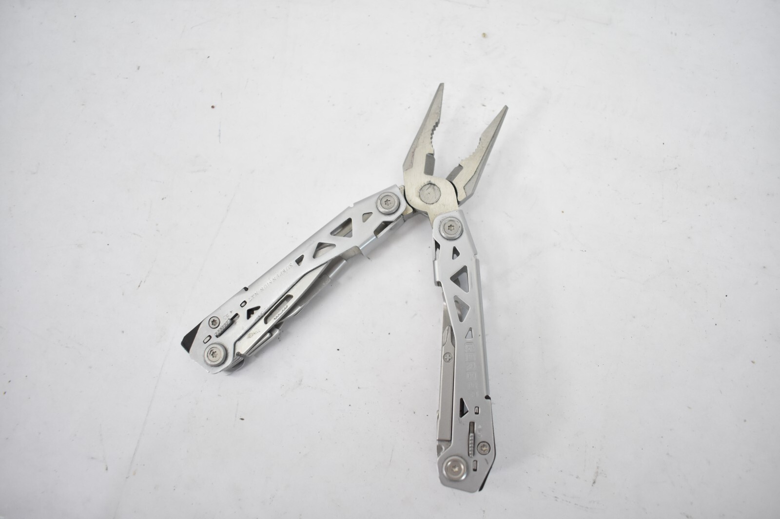 Gerber Gear 14 In 1 Multi Tool Knife Pliers Crimper Screwdriver Stainless Steel