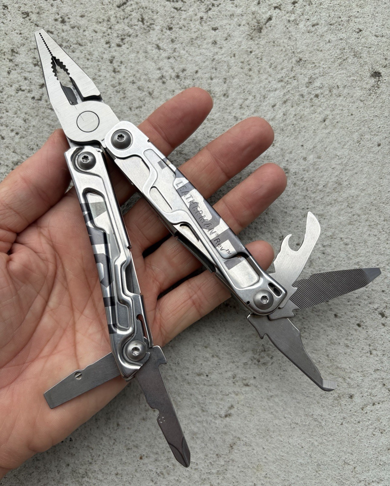 LEATHERMAN REV ADVERTISING “MSH” “APS” MULTI TOOL W/POCKET CLIP, EXCELLENT