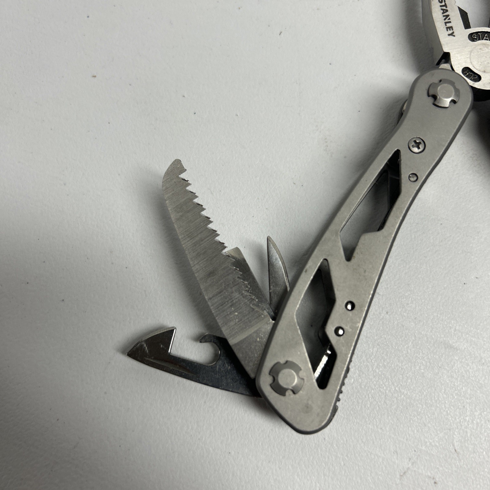 Stanley 12-in-1 Multi-Tool, Stainless, CR2