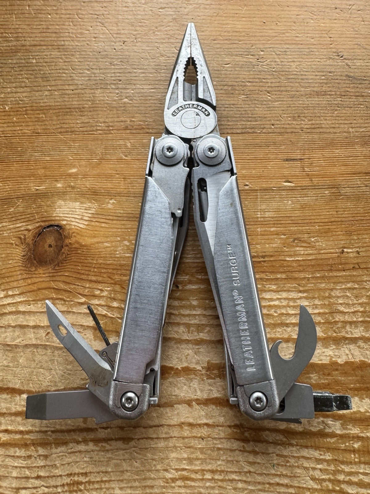 Leatherman Surge Multi Tool Heavy Duty Large Stainless Steel