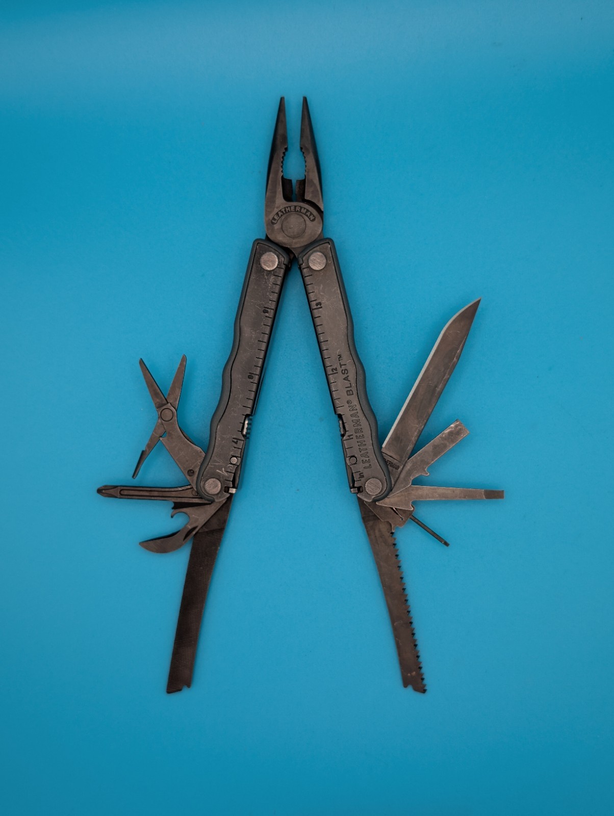 Leatherman BLAST Multi-Tool , Retired Multitool w/ Knife Pliers! BLACK OXIDE!