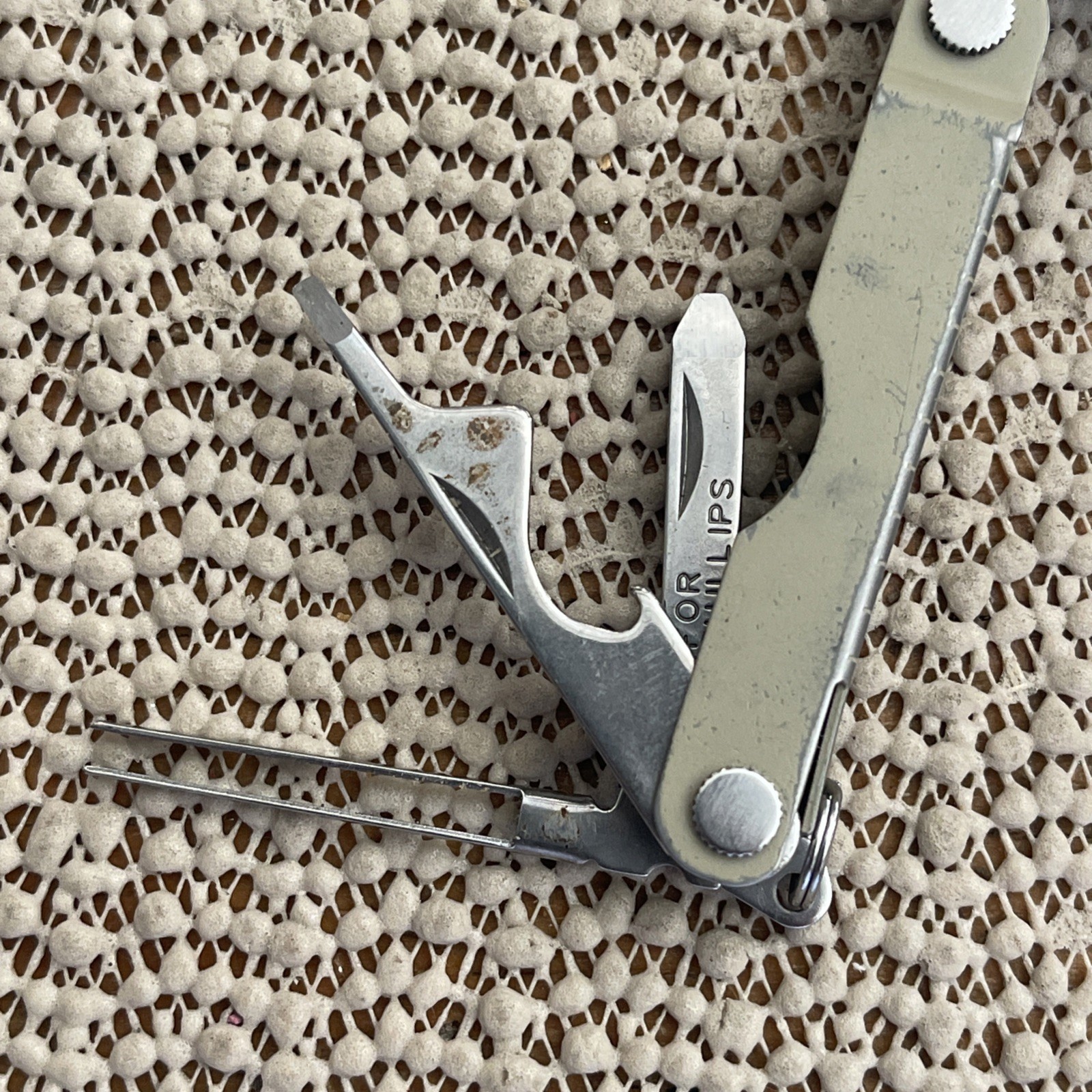 LEATHERMAN, Micra, Keychain Multi-Tool Winter Fog