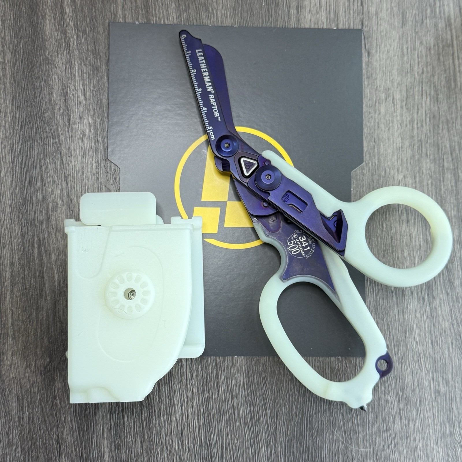 Leatherman Raptor Glow Limited Edition Raptor Purple Raptor Purple Glow 341/500