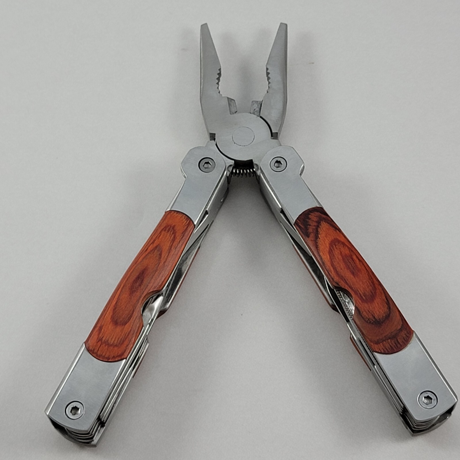 NRA Multi Tool – 4.5″ With Sheaf – Pliers, Knife, Can Opener & More – CLEAN