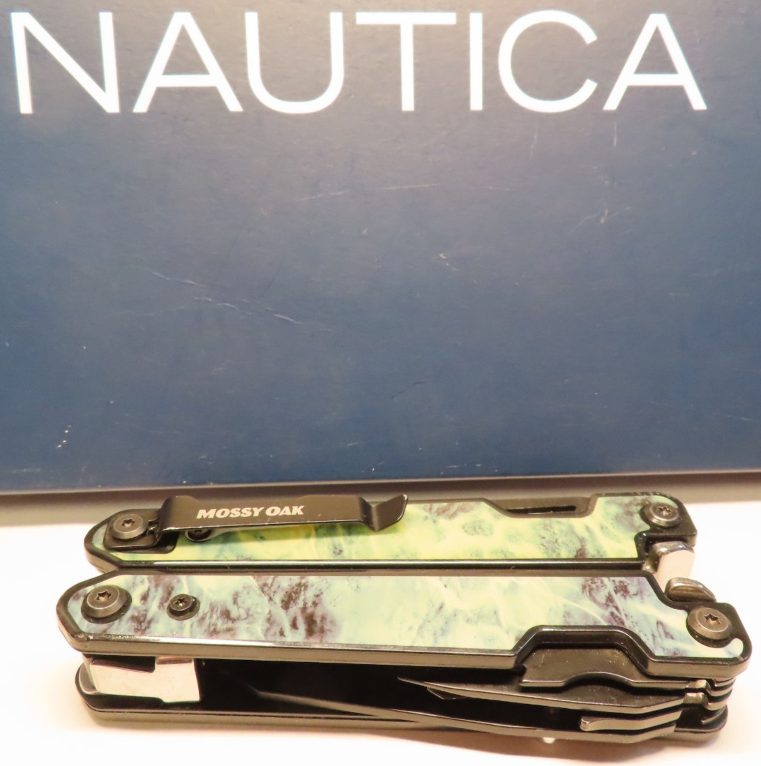 Mossy Oak Multi Tool VERY COOL EXCELLENT CONDITION