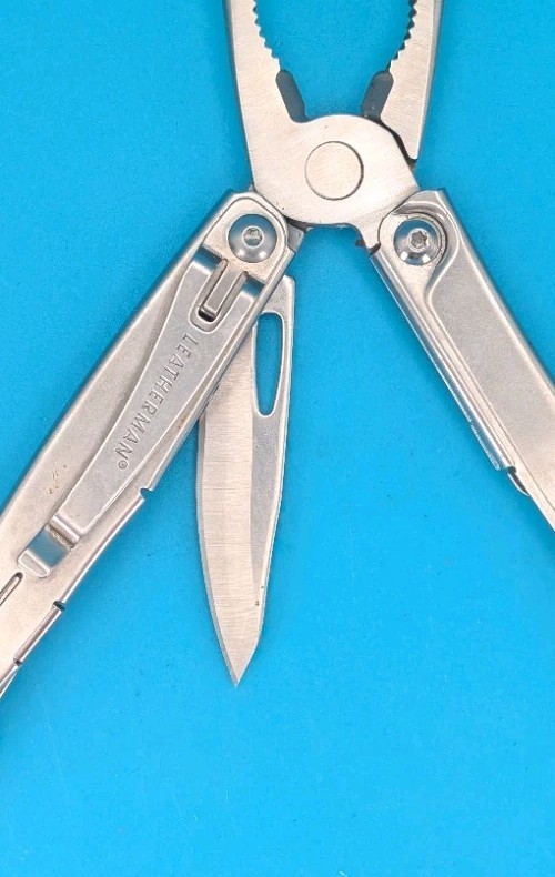 Leatherman Bolster 13 Tool Stainless Steel Multi-Tool! With Sheath!