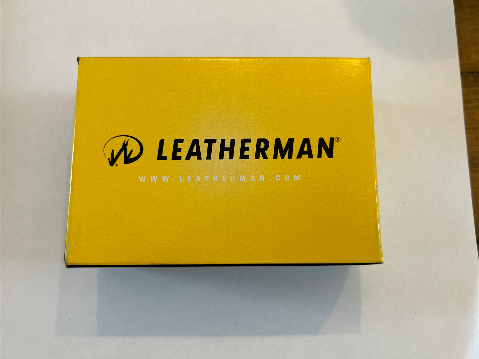 Leatherman – Original Super Tool 300 (Date Stamped 02/11). *NEW IN BOX w/sheath*