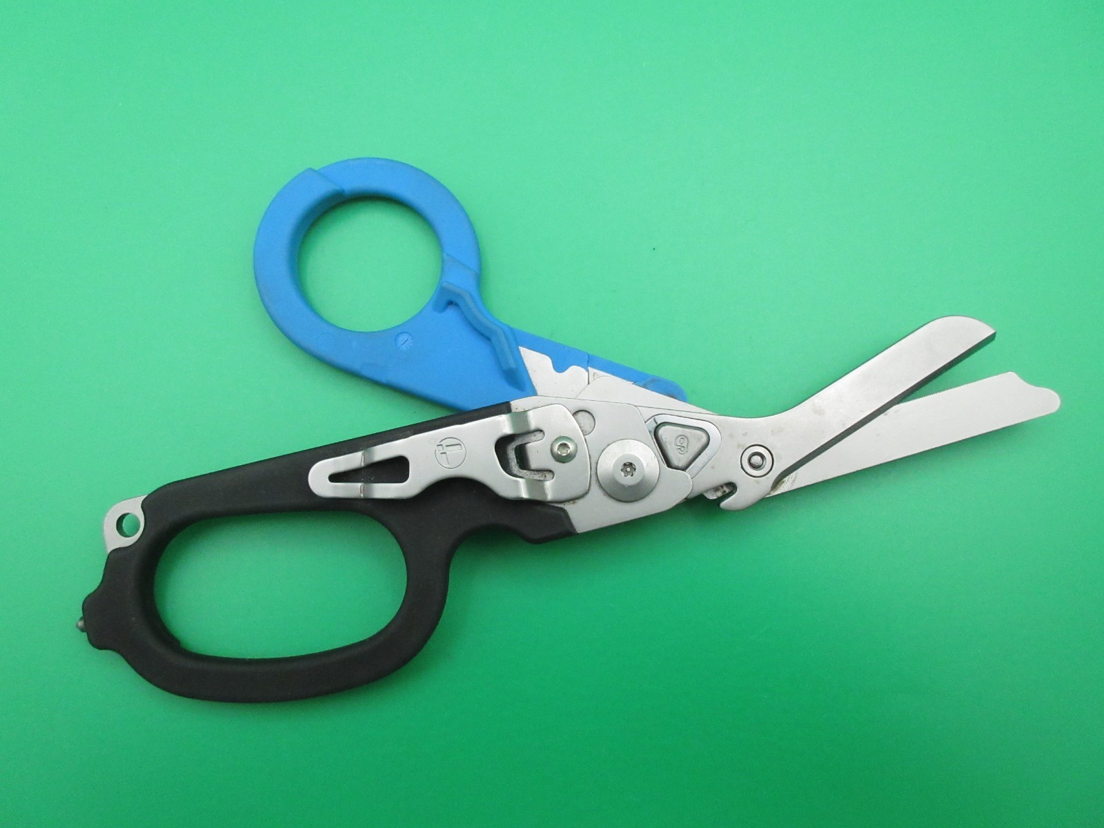 Leatherman Raptor Rescue Emergency Shears Tool Hook w/ Sheath USA Blue Black