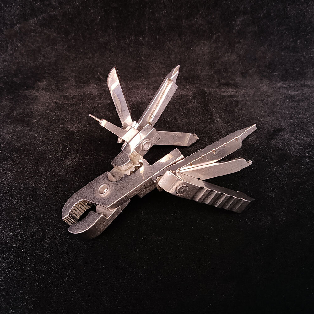 Multi Function Tool Set Mini Foldaway Key Chain Pocket Pliers Screwdriver