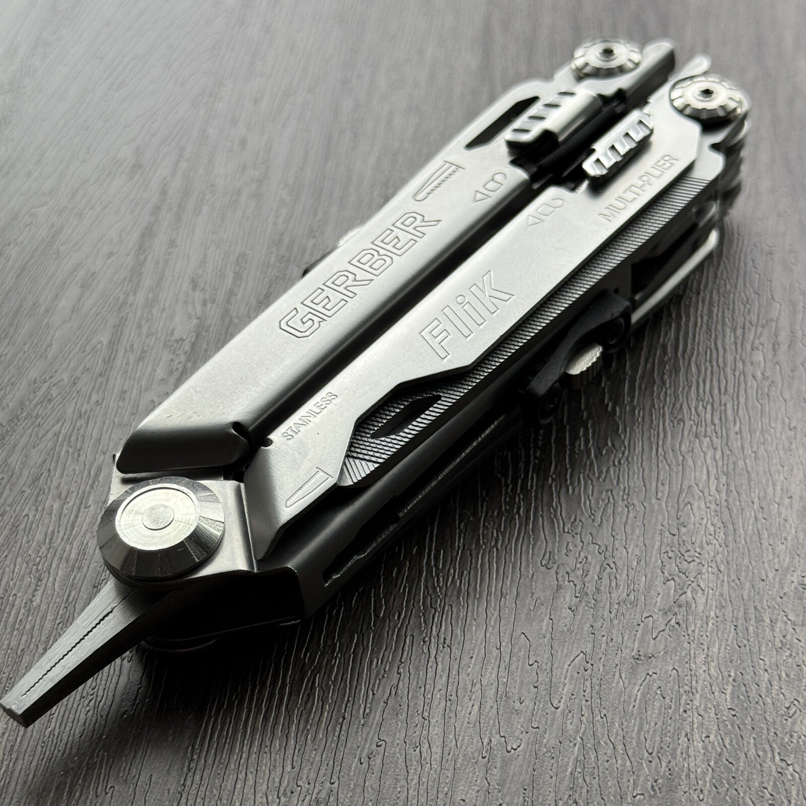 Gerber FLIK Fisherman Multi Plier Gerber FLiK Fish with Extra Long Pliers
