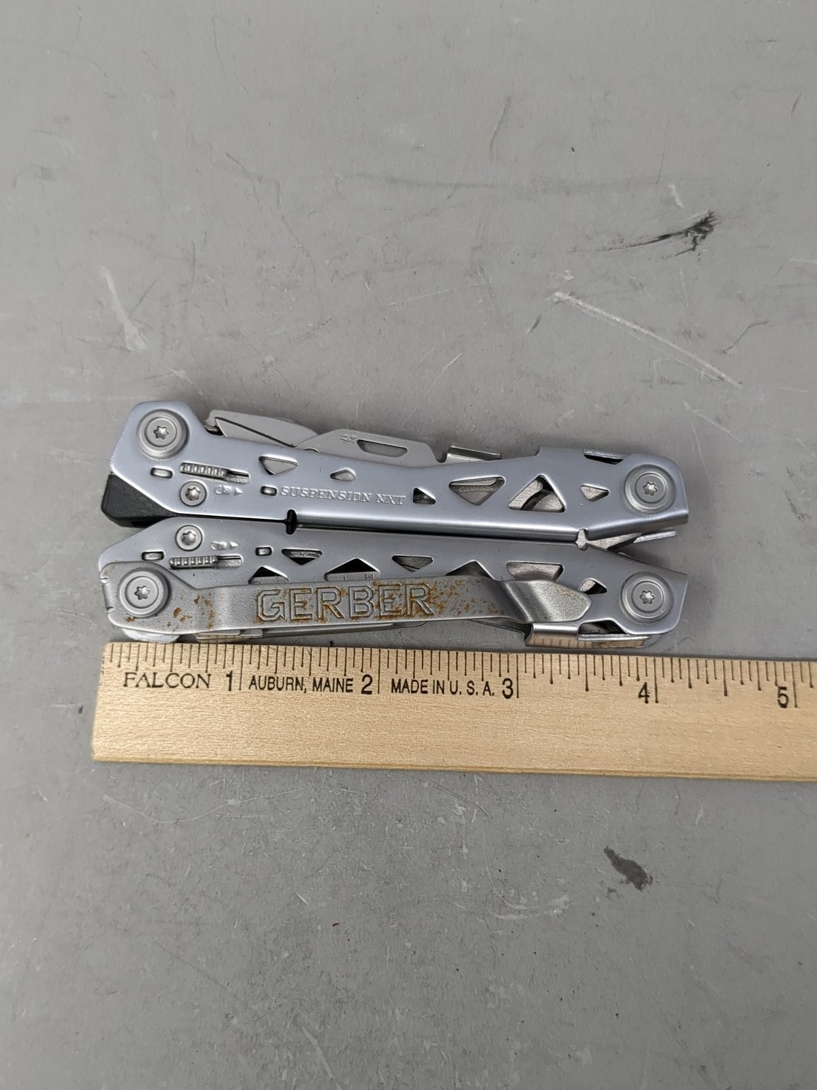 Gerber Suspension NXT Multi-Tool Stainless Steel 15 Tools Camping