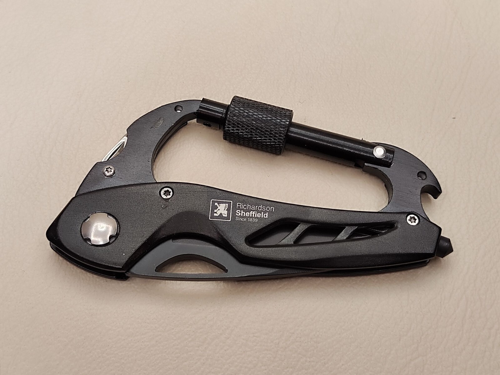 Richardson Sheffield 6 in1 Multi-Purpose Upgraded Carabiner Keychain for Camping