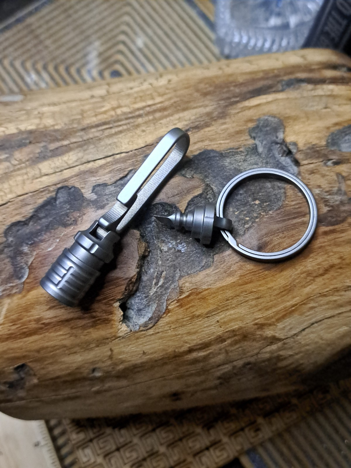 EDC Titanium Keychain Belt Loop Clip Quick-Release With Built-in Box Opener